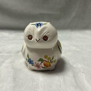 Vintage 1980s small Ceramic Prestige Floral Owl Figurine decoration Decor